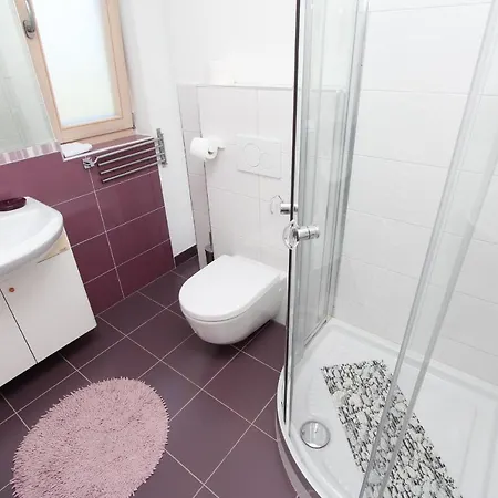 Makado Apartment *